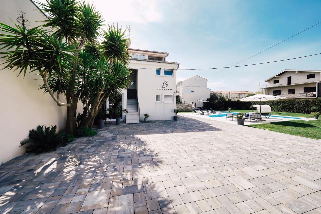 Holiday Home Apartments Bellamare 扎达尔 外观 照片