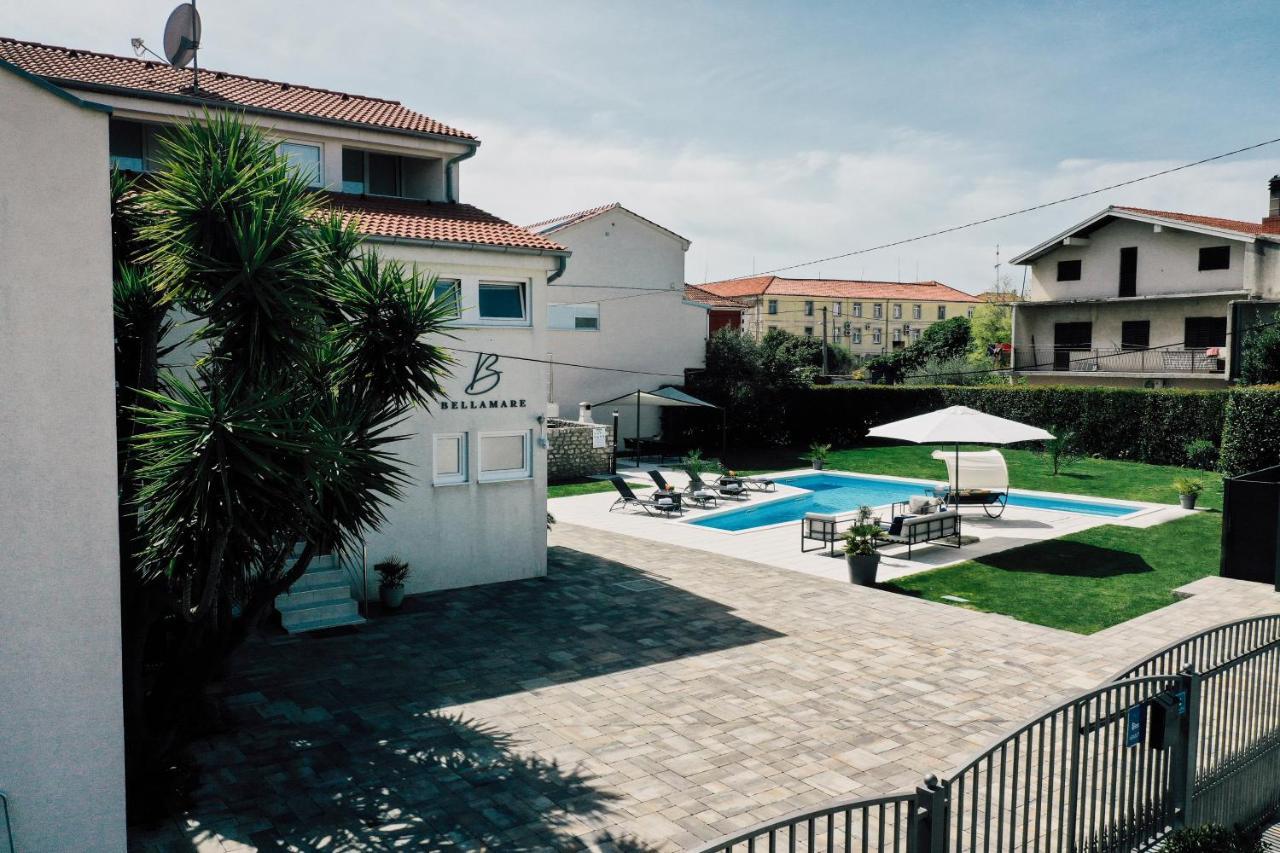 Holiday Home Apartments Bellamare 扎达尔 外观 照片